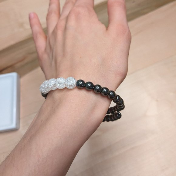 Crackled Quartz Hematite Memory Wire Wrap Bracelet - Picture 9 of 9